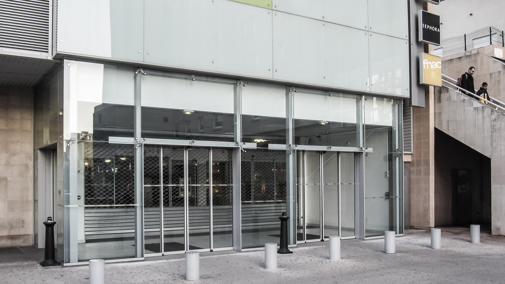 Einkaufszentrum Mayol in Toulon mit automatischen Schiebetüren